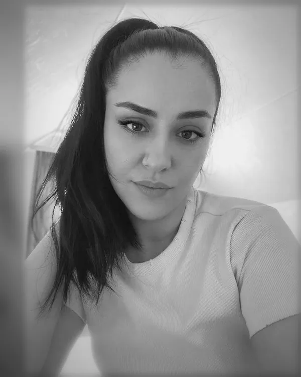 Элина, менеджер wb